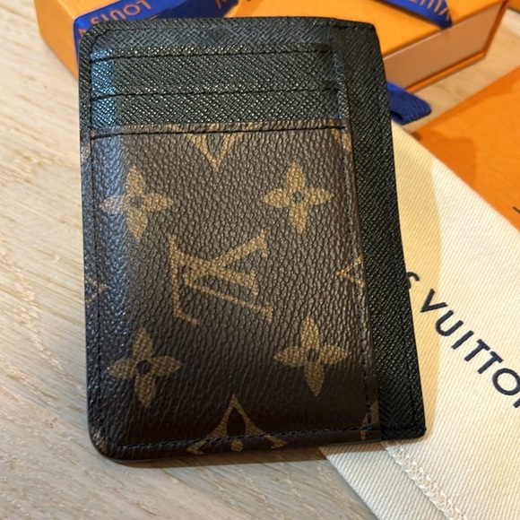 Louis Vuitton side up card holder LVmonogram black Other side large LV tan/taupe - Picture 2 of 10